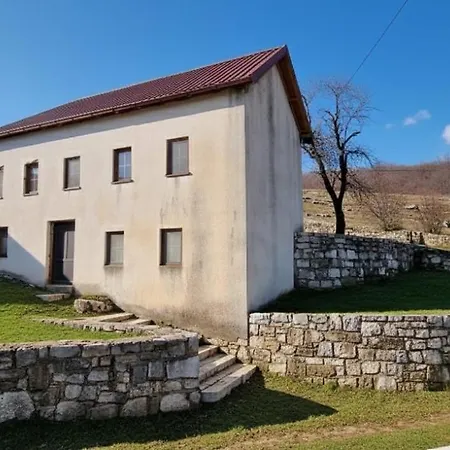 Planinska Kuca * Vrancici (Sarajevo)